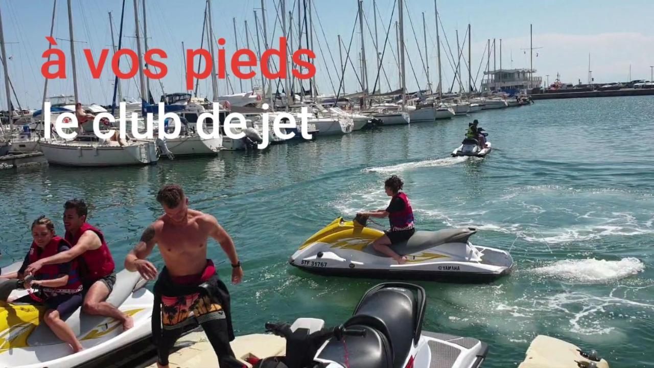 Résidence de standing la Pêcherie Spacieux T3 comme un cocon familial vue mer et sur l'avant port Sur le bout du bout de Cap d'Agde seule cap en Occitanie Extérieur photo