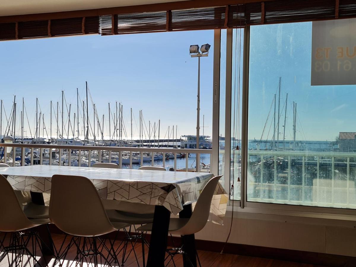 Résidence de standing la Pêcherie Spacieux T3 comme un cocon familial vue mer et sur l'avant port Sur le bout du bout de Cap d'Agde seule cap en Occitanie Extérieur photo