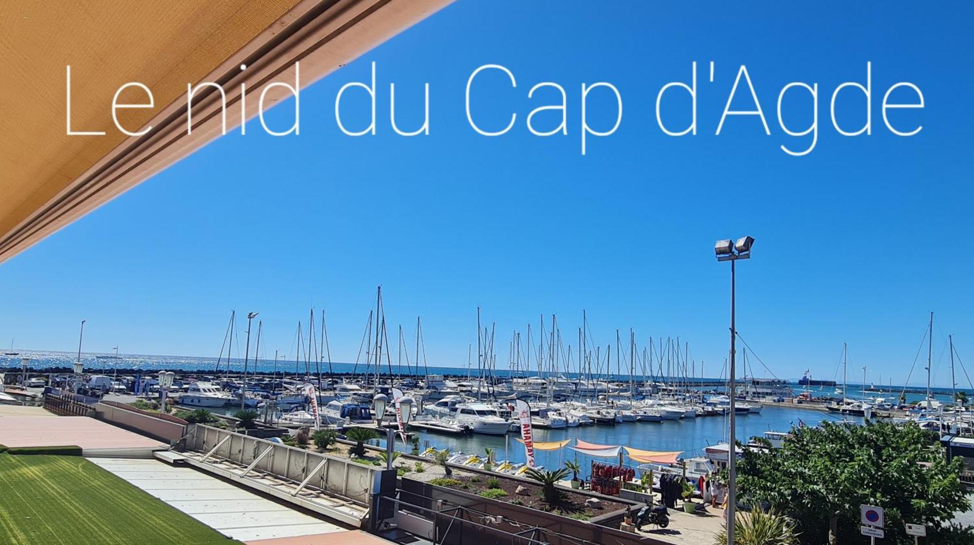 Résidence de standing la Pêcherie Spacieux T3 comme un cocon familial vue mer et sur l'avant port Sur le bout du bout de Cap d'Agde seule cap en Occitanie Extérieur photo
