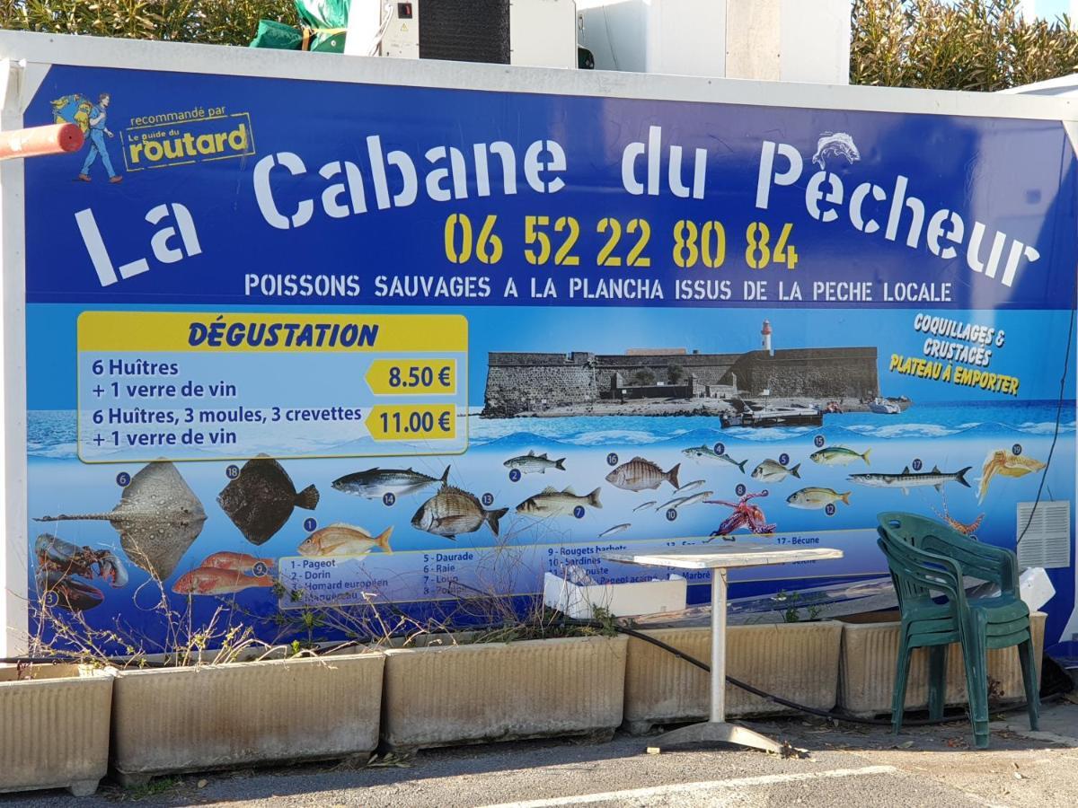Résidence de standing la Pêcherie Spacieux T3 comme un cocon familial vue mer et sur l'avant port Sur le bout du bout de Cap d'Agde seule cap en Occitanie Extérieur photo